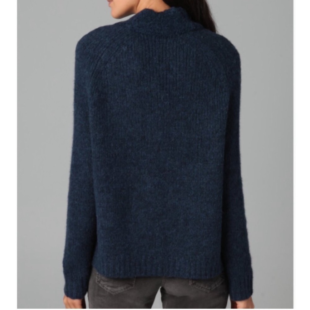 Theory Gray V-Neck Vivini Cable Knit Twist Sweater in Alpaca Wool Sz M - Picture 3 of 12